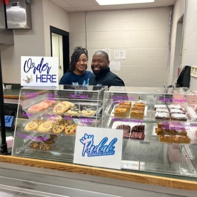 Lavenia and Lee Thomas, Radah Baked Goods 